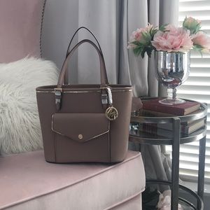 NWT Michael Kors leather blush tote